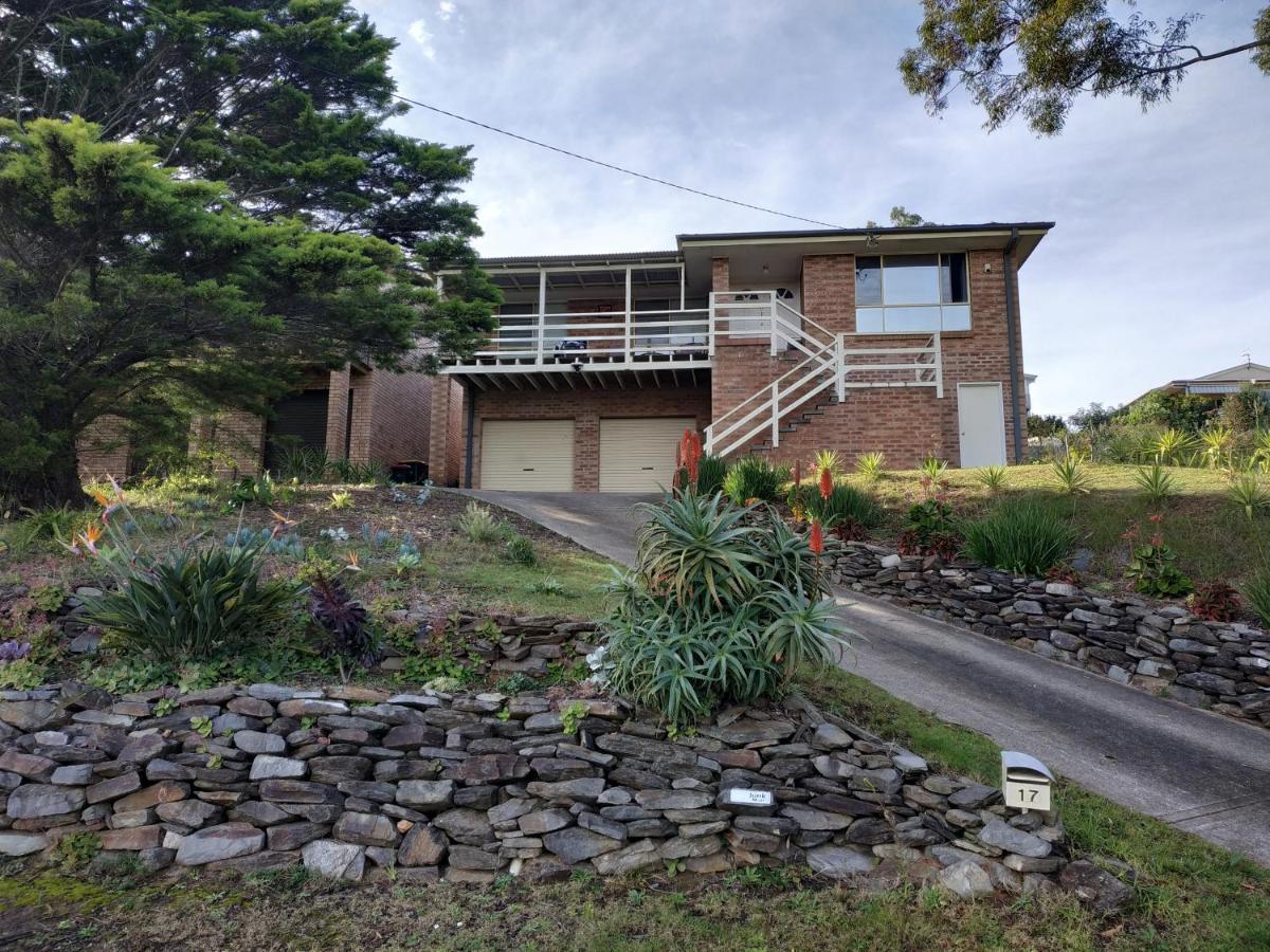 Mountain View House * Catalina